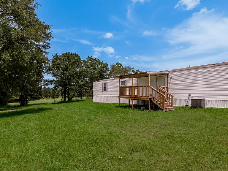 37 Riverside Ln #C — Photo 25
