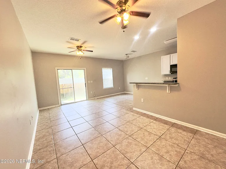 284 Moultrie Village Ln — Photo 5