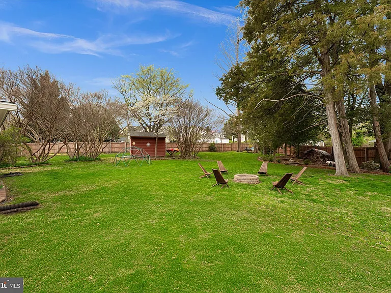 6327 Everglades Dr — Photo 13