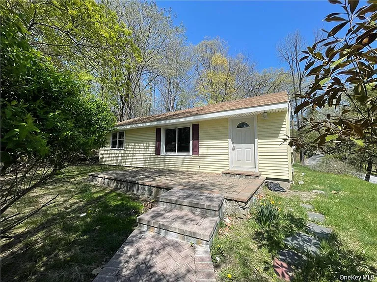 19 Lake Ave — Photo 19