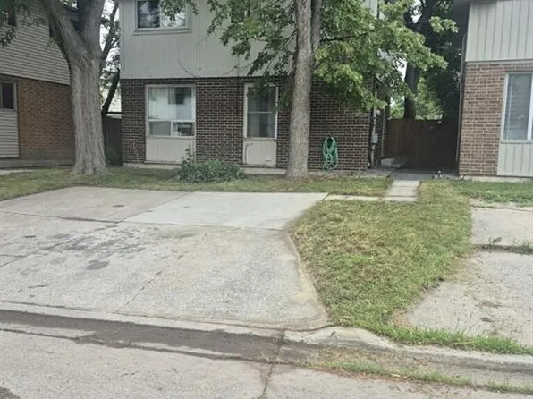 9370 Aire Ct, Windsor, ON N8S 4E6