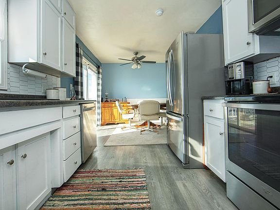 2nd image of 1027 Dorothy Ave
