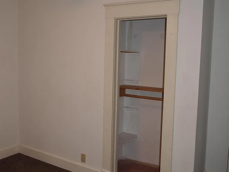 132 Union St — Photo 16