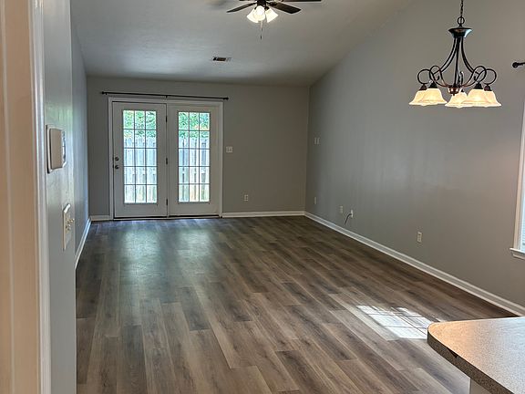 2nd image of 564 Southern Hills Dr