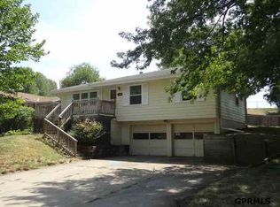 12567 Bartels Dr, Omaha, NE 68137