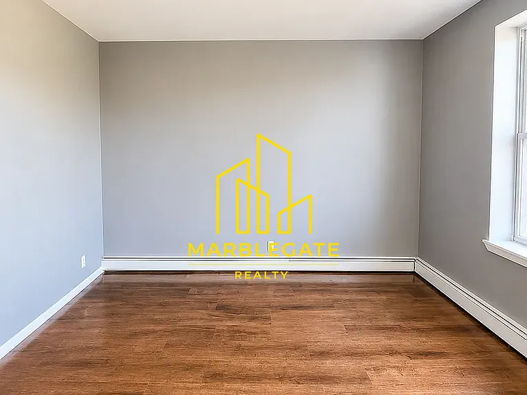 329 Park Ave #122 — Photo 4