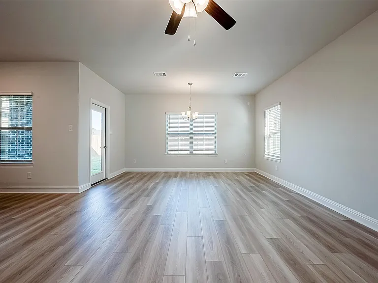436 Long Beach Bay Dr — Photo 9