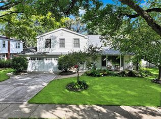 1556 Shenandoah Ln, Naperville, IL