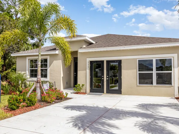 2261 SE Lucaya St, Port Saint Lucie, FL 34952