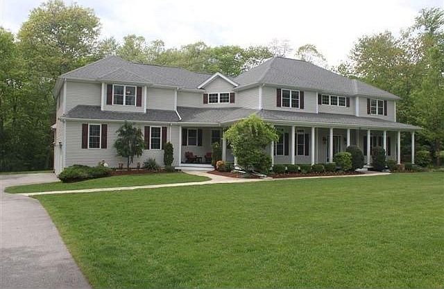 1st image of 65 Bailey Blvd
