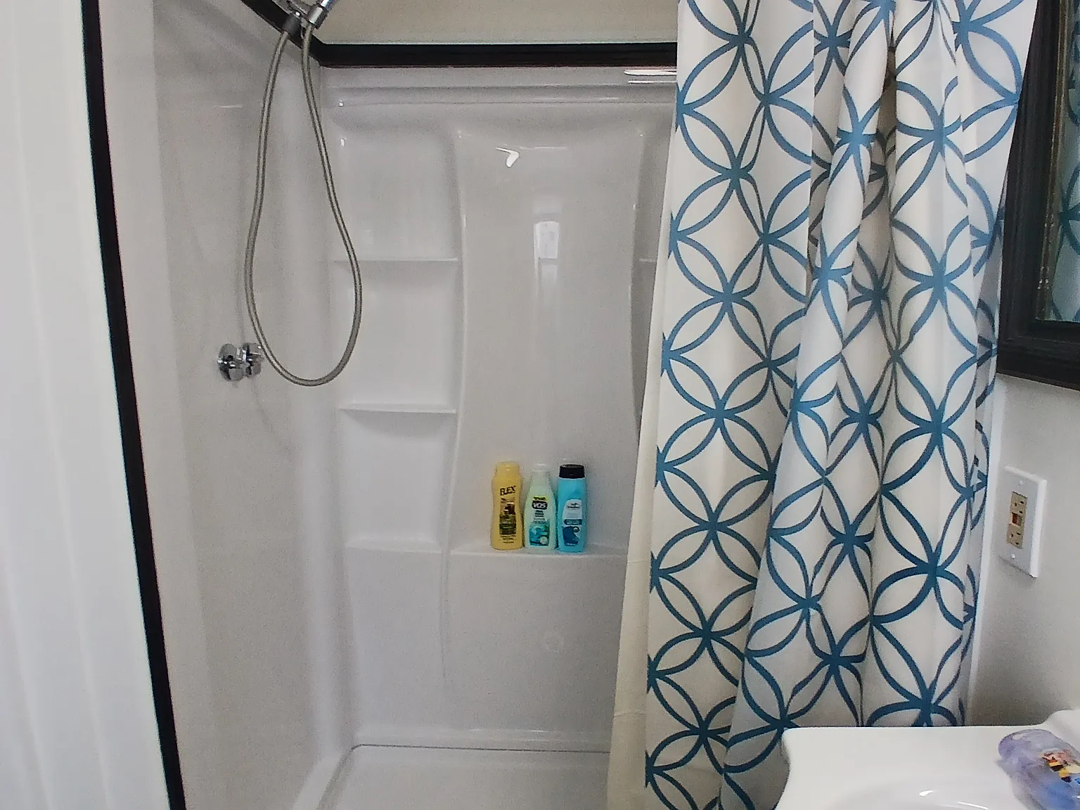 Studio, 450 sqft, $1,500 — Photo 4