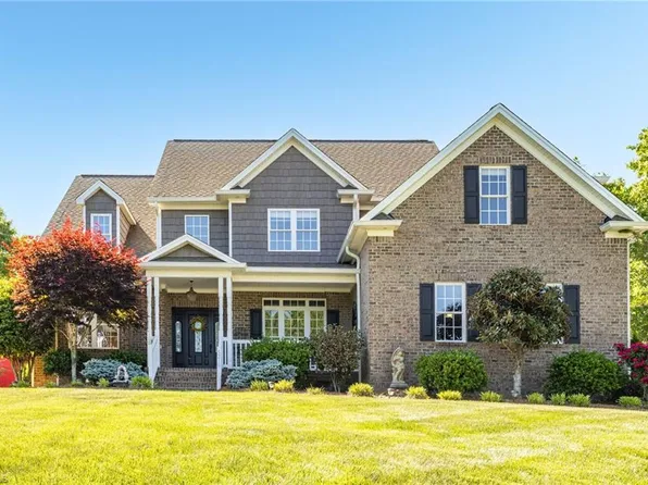 5216 Overlea Dr, Greensboro, NC 27407