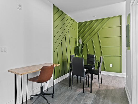 3rd image of 927 S Howard Ave #12