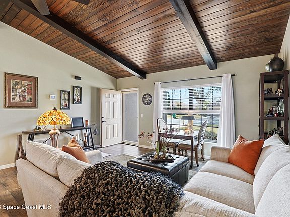 4th image of 2569 Kingsmill Ave