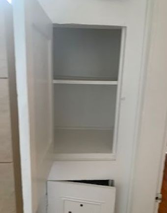 bathroom storage