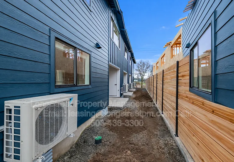 830 S 19th St — Photo 3