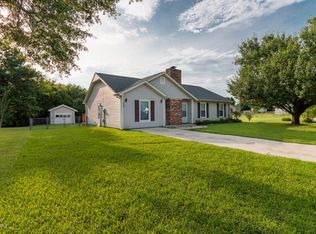 323 Quail Ridge Rd, Jacksonville, NC 28546