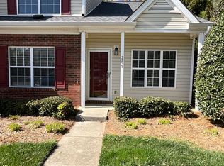 289 Malamute Ln, Greensboro, NC 27407