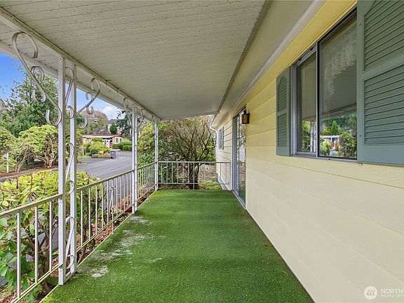 3rd image of 2200 196th Street SE #25