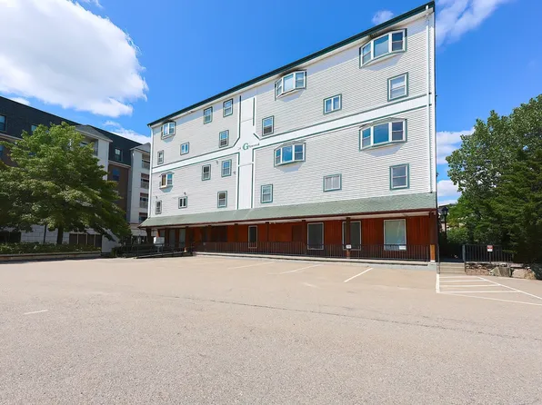 24 Glenwood Ave APT 3, Walpole, MA 02081