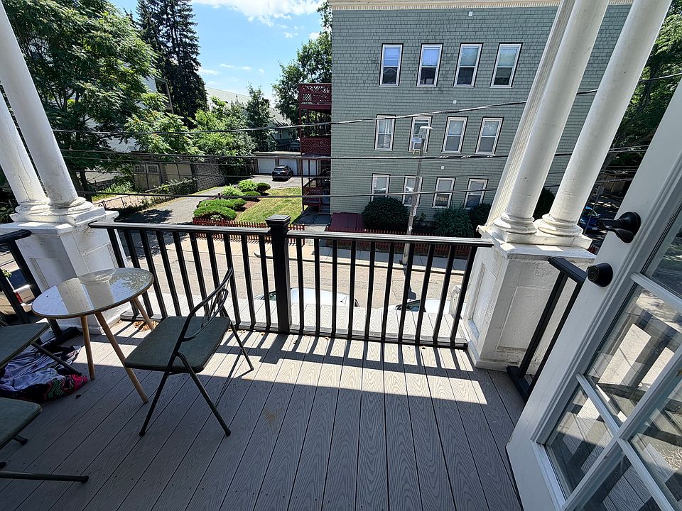 1st image of 21 Germania St #2