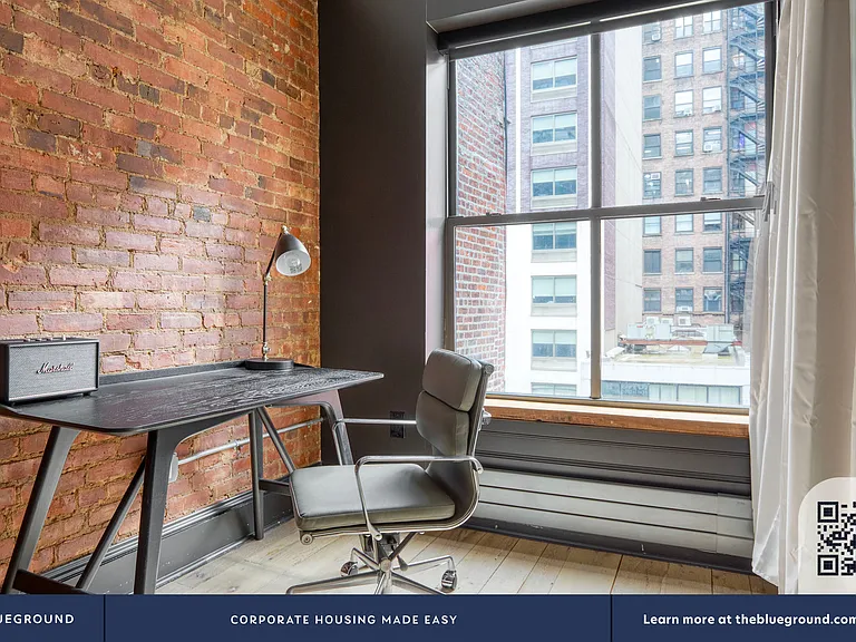 117 W 28th St #4 — Photo 5