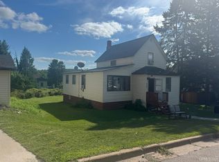 229 Grant Ave, Crystal Falls, MI 49920
