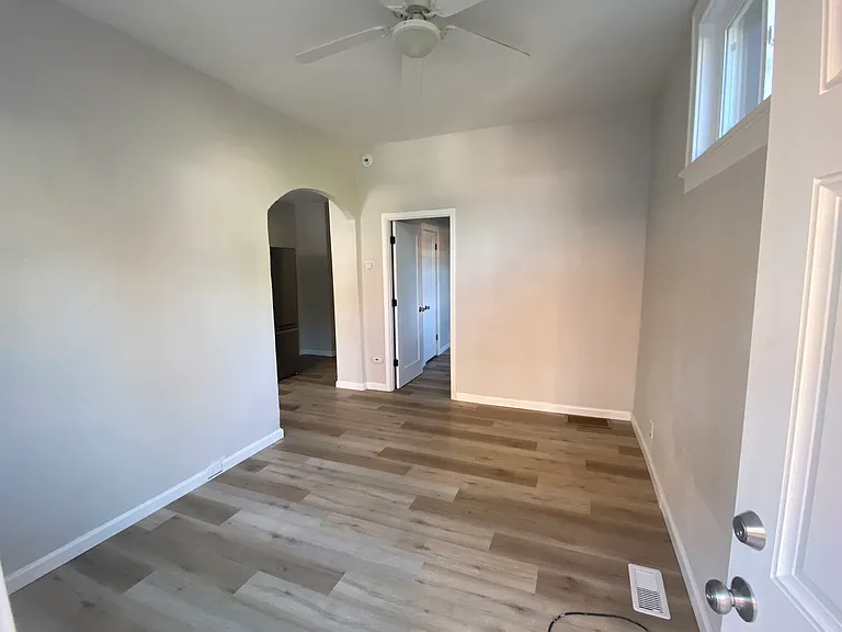 4275 Ellenwood Ave #4 — Photo 2