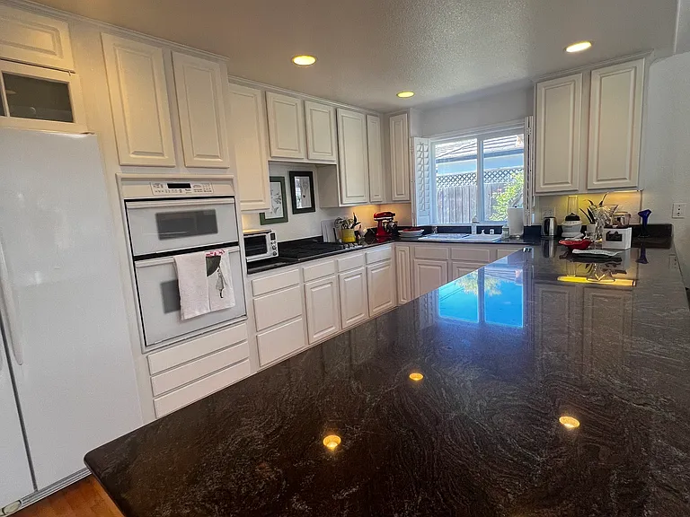 2463 Louis Rd — Photo 6