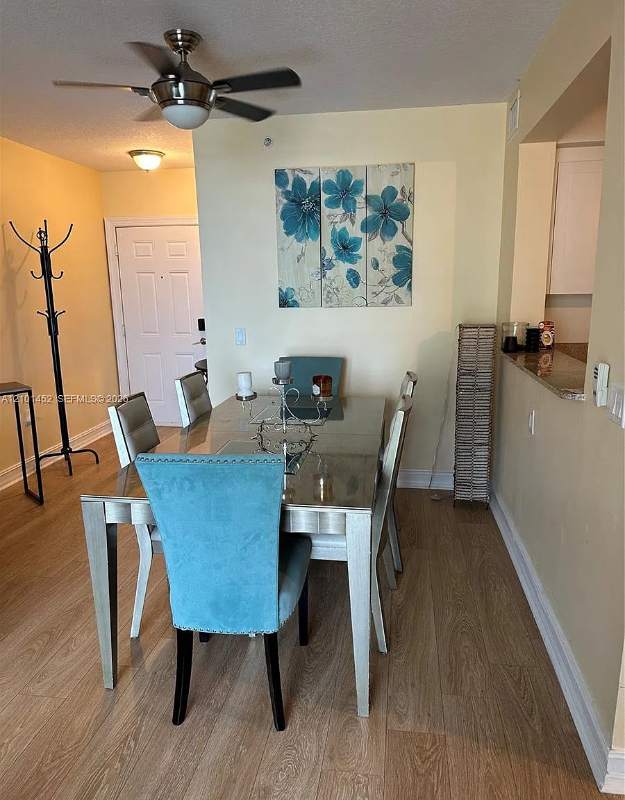 Mediterranea Condo — Photo 3