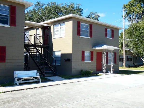 151 Avenue C SE #B, Winter Haven, FL 33880