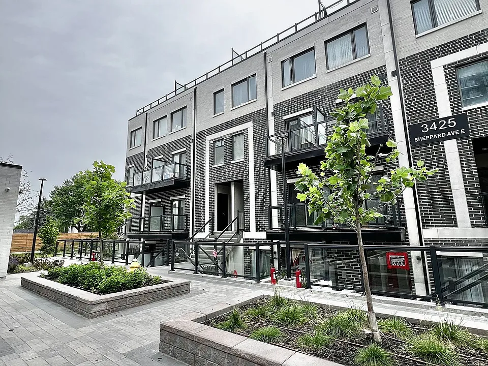3425 Sheppard Ave E #C3-207