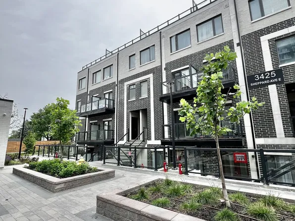 3425 Sheppard Ave E, Toronto, ON