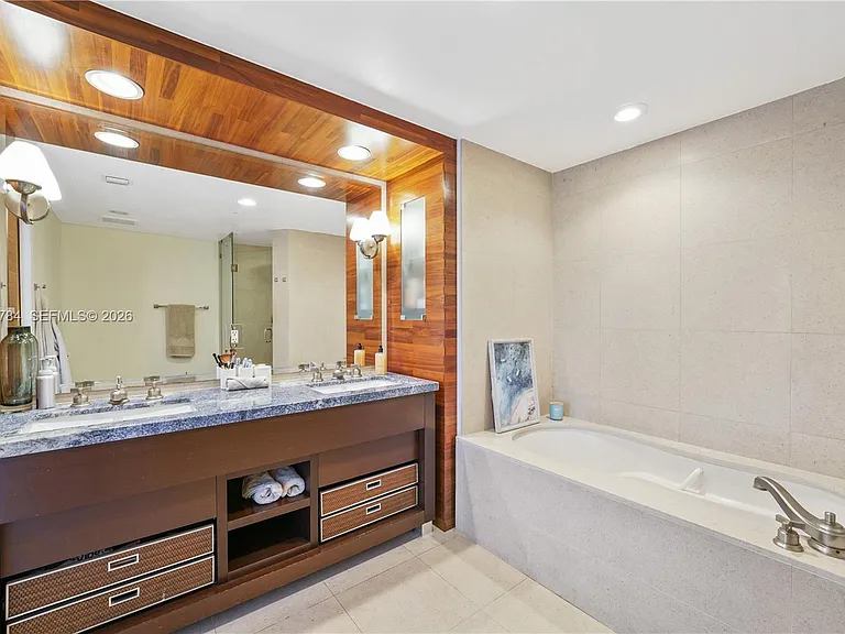 6799 Collins Ave #1506 — Photo 26