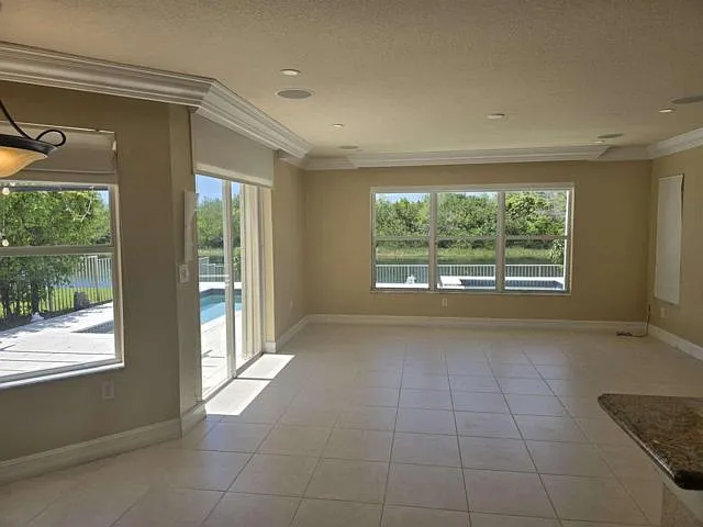 2755 SW 165th Ave — Photo 10