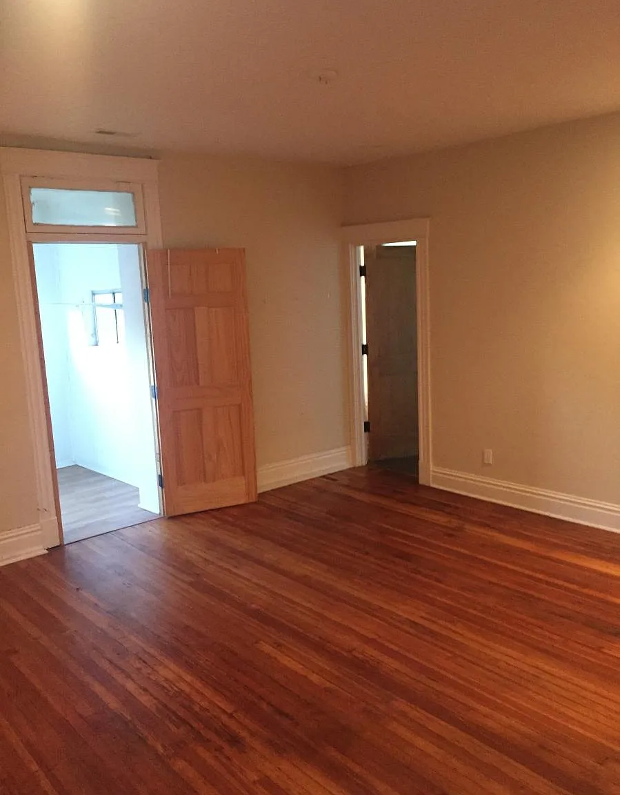 3 bed, 3.5 bath, 2436 sqft, $3,200 — Photo 1