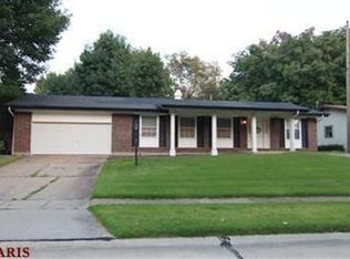 11842 Cato Dr, Florissant, MO