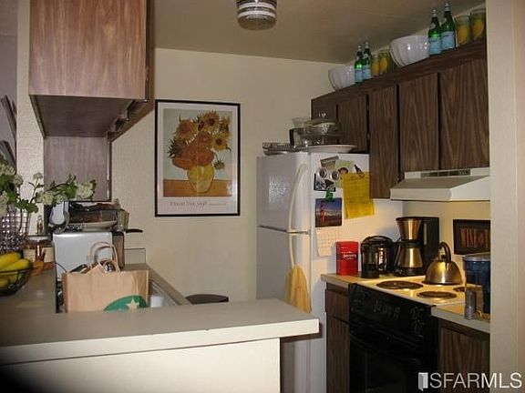 3rd image of 375 Mandarin Dr APT 209