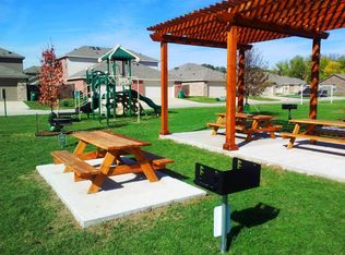 312 Wrangler Ln, Denton, TX 76205
