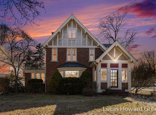 319 W Cass St, Greenville, MI 48838