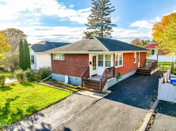 106 Edgecomb Street, Albany, NY 12209