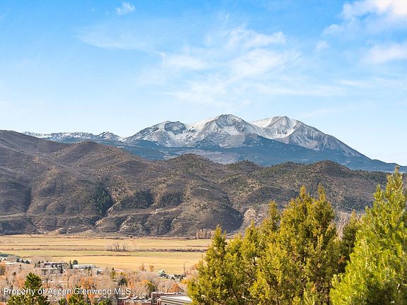 5th image of 805 Pinon Dr APT 4