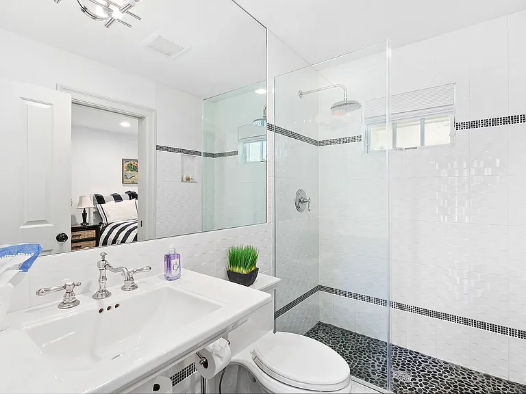 23 Pierpont St — Photo 13