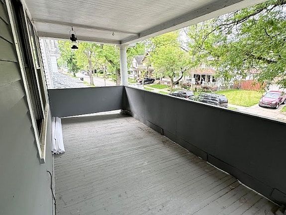 2nd image of 3185 W 82nd St