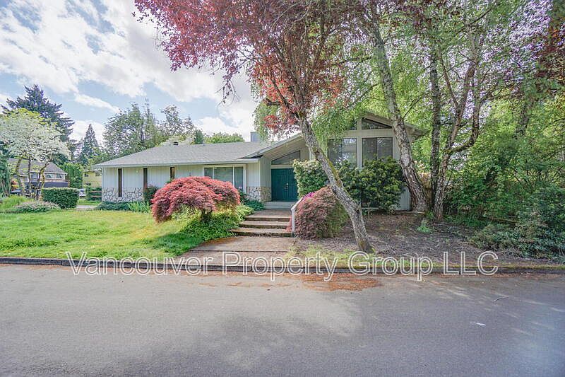 1st image of 7003 NW Dogwood Dr