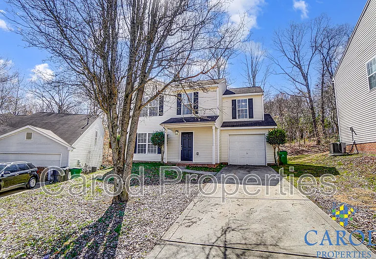 1015 Alston Hill Dr — Photo 2