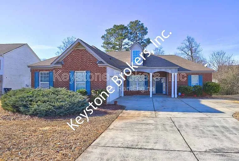 110 Sea Oaks Ct — Photo 1