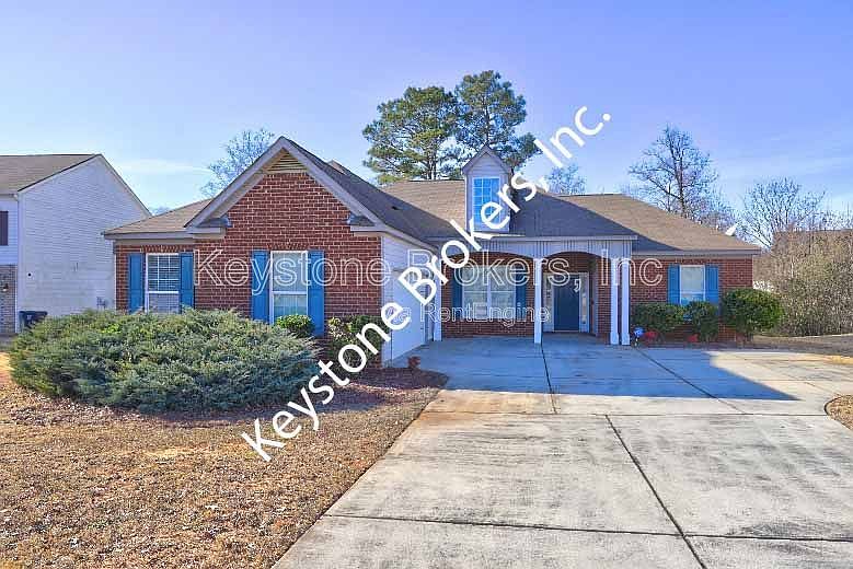 1st image of 110 Sea Oaks Ct