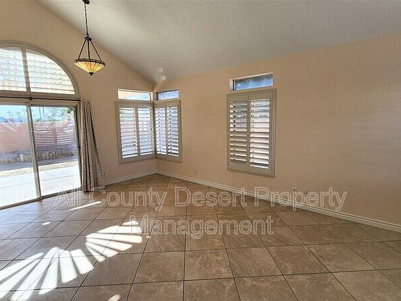 3rd image of 46095 Monte Vista Dr