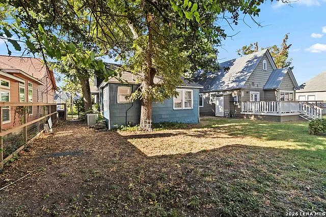 749 E Ashby Pl — Photo 21